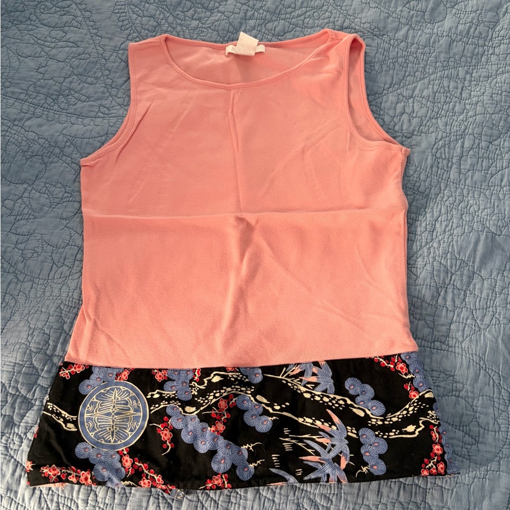 Pink Sleeveless Top with Beautiful Hem Size Small